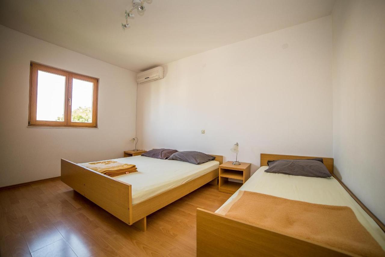 Apartments Grulović 1976 Srima Zewnętrze zdjęcie