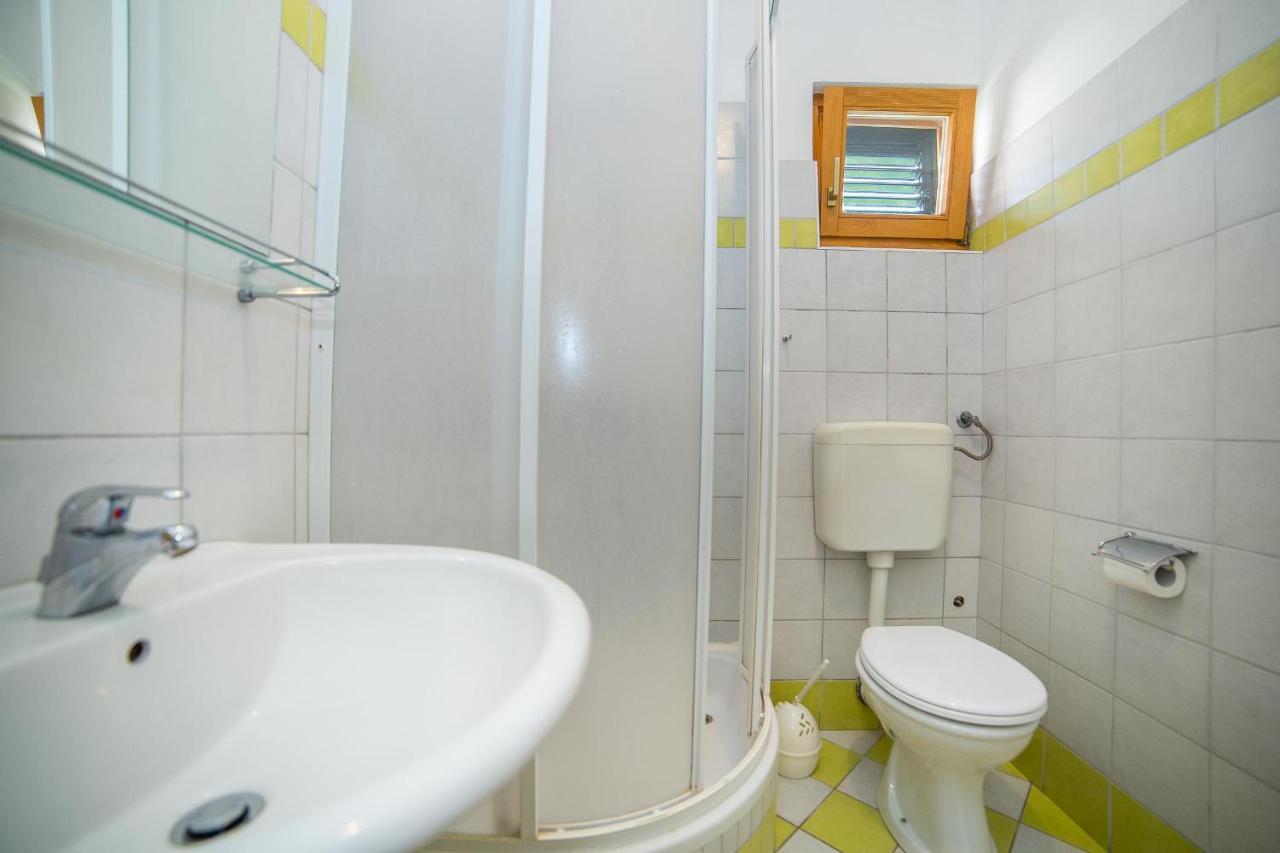 Apartments Grulović 1976 Srima Zewnętrze zdjęcie
