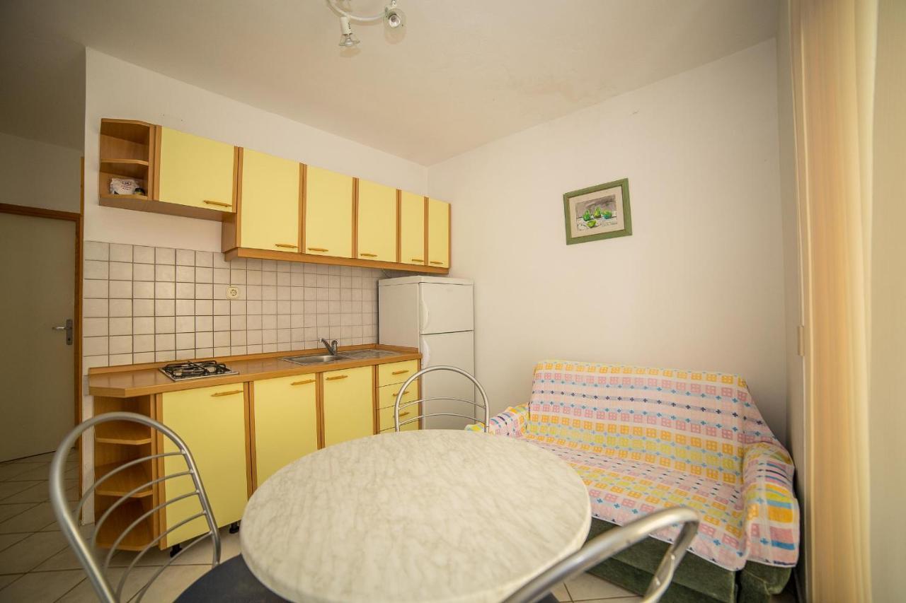 Apartments Grulović 1976 Srima Zewnętrze zdjęcie